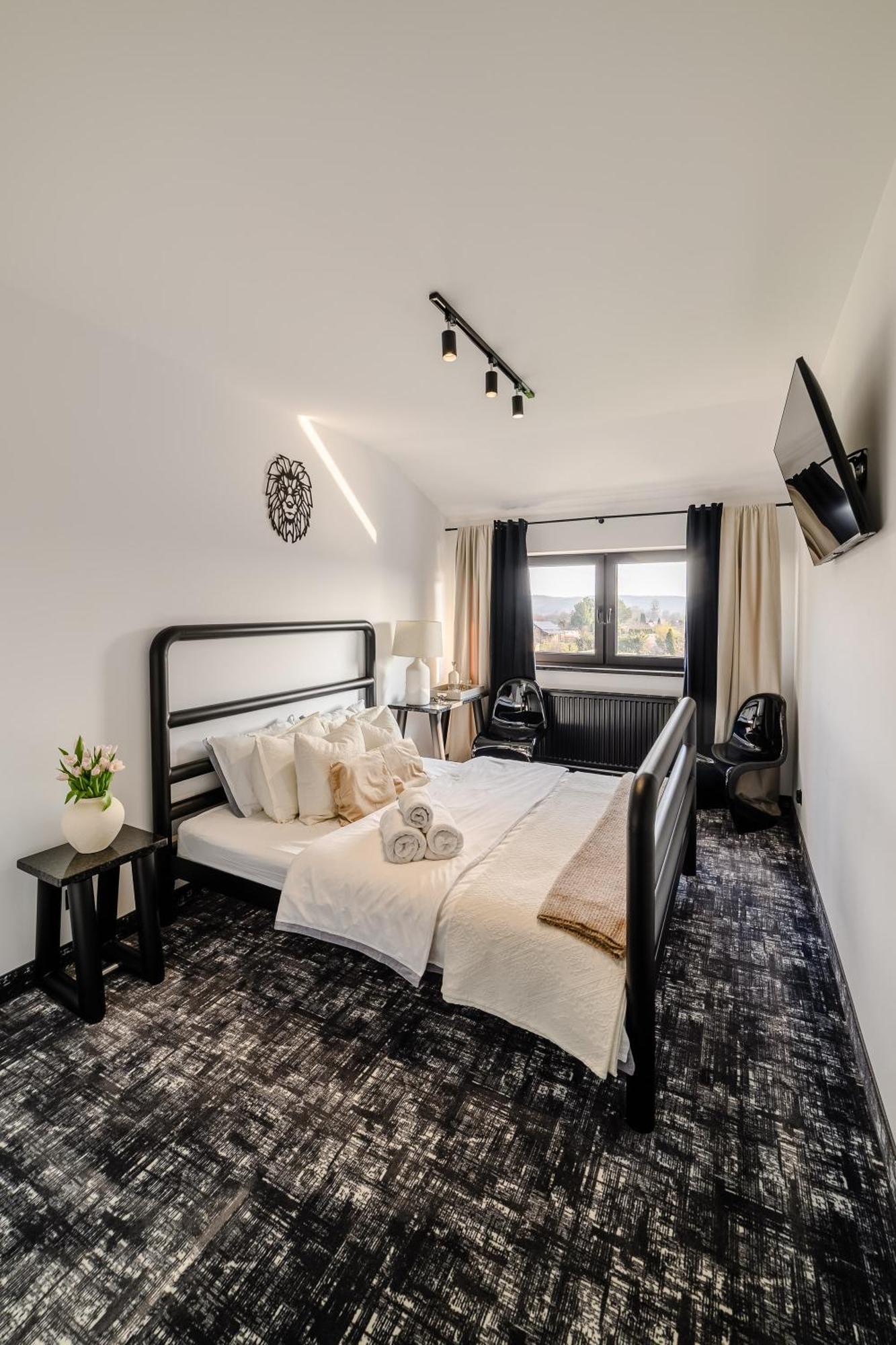 Golden Lion House Bed&Breakfast Rumia Luaran gambar
